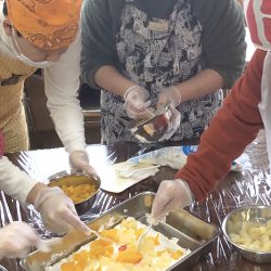 帰ってきた「巨大ケーキでデコりんこ」